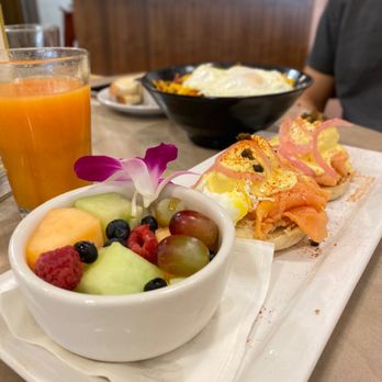 SweetDiner - Smoked Salmon Egg Benedict - Diners Near Me - Milwaukee, Wisconsin