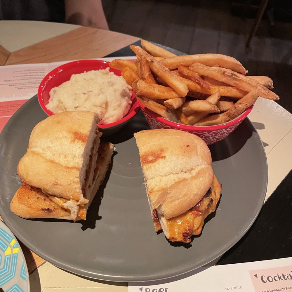 Nando's Peri-Peri - Chicken Breast Sandwich w/ Fries and Red Skin Mashed Potatoes - South African Near Me - Reston, Virginia Nando's Peri-Peri - Chicken Breast Sandwich w/ Fries and Red Skin Mashed Potatoes - South African Near Me - Reston, Virginia