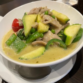 Coconut Bay - Thai Near Me - Burlingame, California