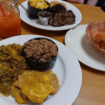 Rockyaad Jamaican Restaurant - Jerk chicken, curry chicken, chicken strips, green plantain, rice, mac and cheese, and carrot juice. - Caribbean Near Me - Carmichael, California