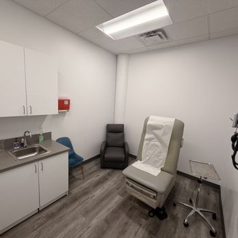 Endure Urgent Care - Patient exam room - Urgent Care Near Me - Culver City, California Endure Urgent Care - Patient exam room - Urgent Care Near Me - Culver City, California