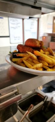 Dining On The Edge by null