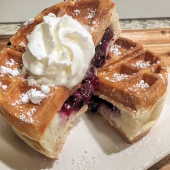 Papp's Food Truck - Delicious blueberries and sweet cream!!! - Food Trucks Near Me Papp's Food Truck - Delicious blueberries and sweet cream!!! - Food Trucks Near Me