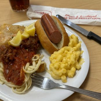 Golden Corral Buffet & Grill - Buffets Near Me - Lubbock, Texas Golden Corral Buffet & Grill - Buffets Near Me - Lubbock, Texas