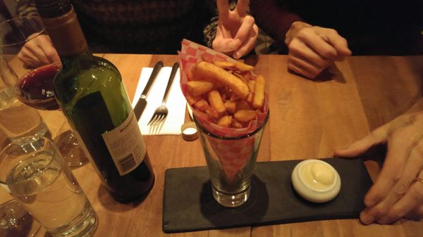 DUR À CUIRE Restaurant by null