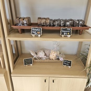 Latin Bakery Austin - Loafs - Custom Cakes Near Me - Austin, Texas