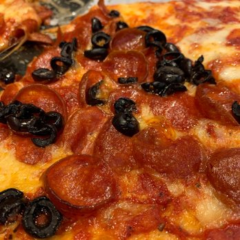 MOMBO’S PIZZA - Updated May 2024 - 133 Photos & 439 Reviews - 1880 ...