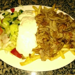 Vulkan Bistro-Grill - Dönerteller mit Pommes und Salat, lecker