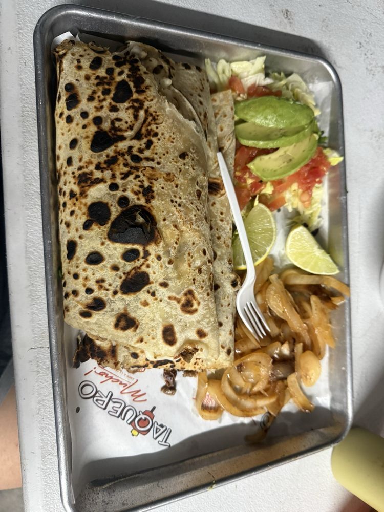 TAQUERO MUCHO