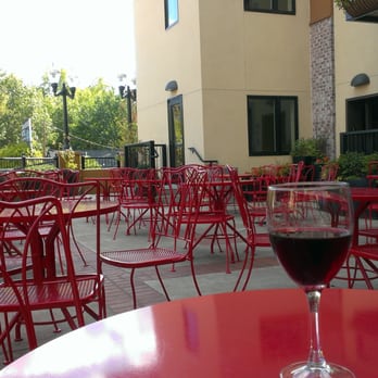 Inn at the 5th Eugene - relaxing Friday evening before the live music starts.... - Hotels Near Me - Eugene, Oregon