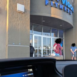 It's now 7:14am and we're still waiting outside. It's now 7:14am and we're still waiting outside.