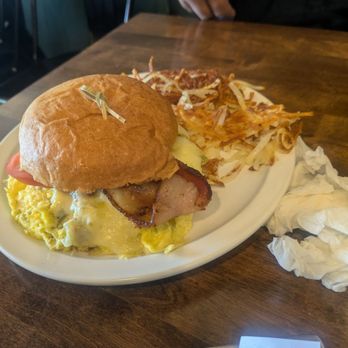 Brandy's Cafe - Captain Jack - Breakfast & Brunch Near Me - Flagstaff, Arizona