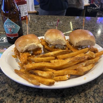 The Landing Eatery & Pub - Pubs Near Me - Liberty, Missouri