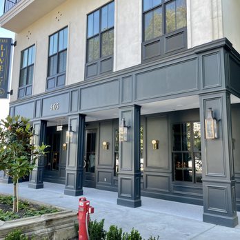 The Lively - Curbside view, gorgeous building! - New American Near Me - Boise, Idaho The Lively - Curbside view, gorgeous building! - New American Near Me - Boise, Idaho