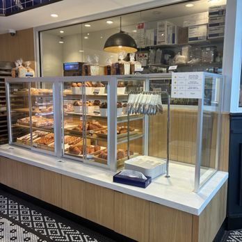 Paris Baguette - Tray area - Bakeries Near Me - Louisville, Kentucky Paris Baguette - Tray area - Bakeries Near Me - Louisville, Kentucky