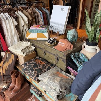 Mountains To The Sea - Great western/valley vibe with a surf twist. - Used, Vintage & Consignment Near Me - Carmel Valley, California Mountains To The Sea - Great western/valley vibe with a surf twist. - Used, Vintage & Consignment Near Me - Carmel Valley, California