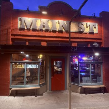 Main St Pizzeria and Beer Garden - Storefront - Pizza Near Me - Buda, Texas Main St Pizzeria and Beer Garden - Storefront - Pizza Near Me - Buda, Texas