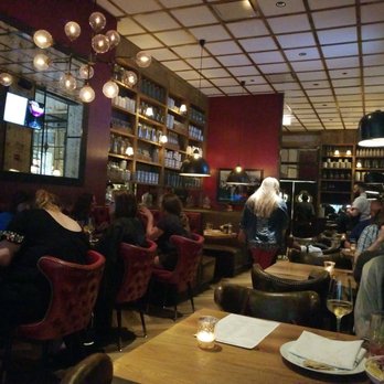 The Dearborn - East dining room - New American Near Me - Chicago, Illinois