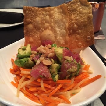 Yard House - Ahi poke can poke me anytime. - Bars Near Me - Houston, Texas