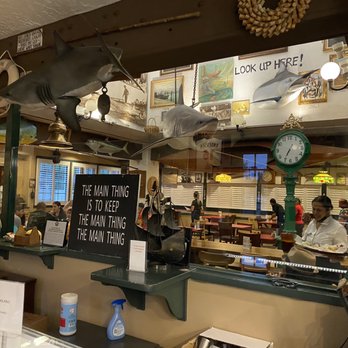 The Crab Cooker - Inside - Seafood Near Me - Tustin, California The Crab Cooker - Inside - Seafood Near Me - Tustin, California