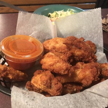Tasty Pizza - Pizza Near Me - Lyndhurst, Ohio