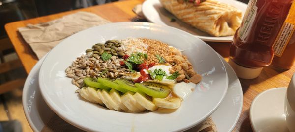 The Grove Restaurant & Bar by null