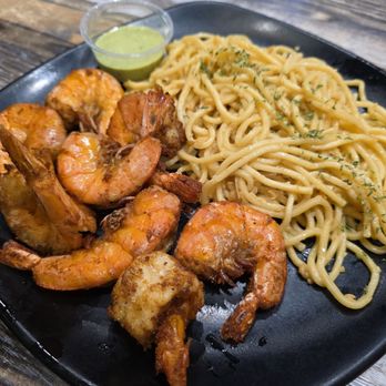 Pho Lab - Garlic Noodles w/ Tiger Prawns - Vietnamese Near Me - Lake Forest, California Pho Lab - Garlic Noodles w/ Tiger Prawns - Vietnamese Near Me - Lake Forest, California