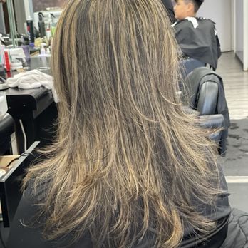 Universal Hair Salon - Jessica did a great job on my haircut and highlights. Jessica and Oscar are both very nice and give great customer service. Thank you. - Hair Salons Near Me - Los Angeles, California Universal Hair Salon - Jessica did a great job on my haircut and highlights. Jessica and Oscar are both very nice and give great customer service. Thank you. - Hair Salons Near Me - Los Angeles, California