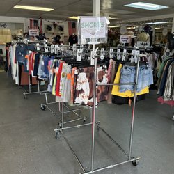 Barbaras Resale Shop - Shorts