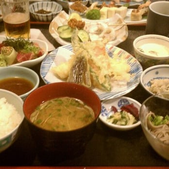 Yohei Sushi Restaurant - Sashimi Tempura Set - Sushi Bars Near Me - Honolulu, Hawaii