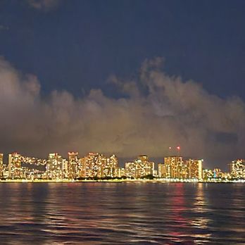 Oahu Catamarans - Gorgeous evening, calm ocean - Boat Charters Near Me - Honolulu, Hawaii