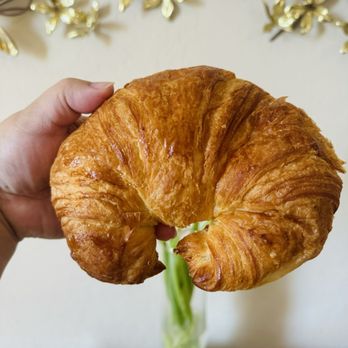 Sweethearts Gourmet Donuts - Croissant - Breakfast & Brunch Near Me - Anthem, Arizona