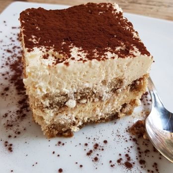 Acqua & Farina - Tiramisú - Pizza Near Me - Barcelona, B Acqua & Farina - Tiramisú - Pizza Near Me - Barcelona, B