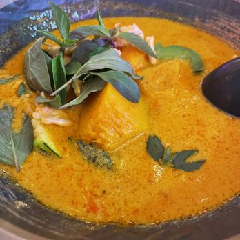 Thai Table  - Pumpkin Curry with Chicken Simmered in coconut milk, red curry, pumpkin, bell pepper, carrots, Thai  basil, and zucchini - Thai Near Me - Berkeley, California