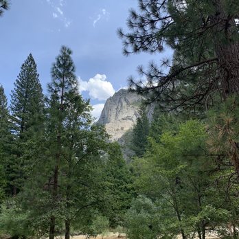 Zumwalt Meadow - Views opening up - Hiking Near Me - Three Rivers, California Zumwalt Meadow - Views opening up - Hiking Near Me - Three Rivers, California
