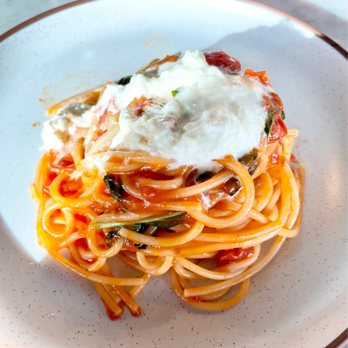 Terra - Spaghetto al Pomodoro e Burrata Affumicata ($24) - Italian Near Me - Santa Clara, California