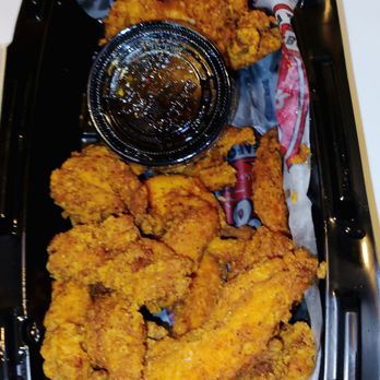 Uncle T's Oyster Bar - Zydeco chicken - Bars Near Me - Scott, Louisiana