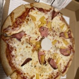 Hawaiian pizza