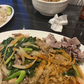 Cambodian Noodle King - Cambodian Near Me - Newmarket, Ontario Cambodian Noodle King - Cambodian Near Me - Newmarket, Ontario