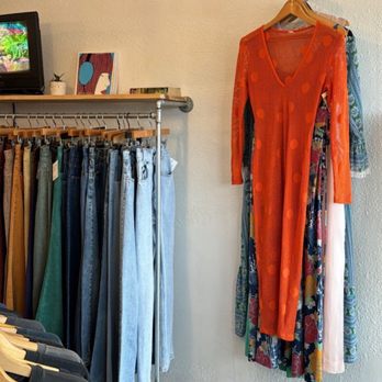 Stitches Vintage - Men's Clothing Near Me - Austin, Texas
