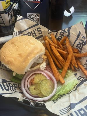 MURPH'S by null
