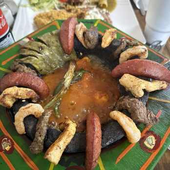 Taqueria El Toro - Molcajete - Mexican Near Me - Forest Hill, Texas