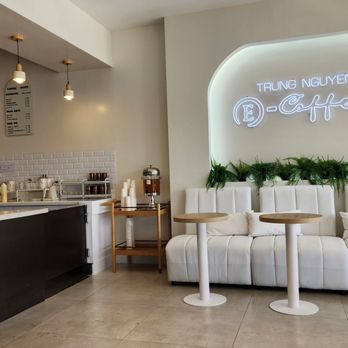 Trung Nguyen E-Coffee - Inside - Coffee & Tea Near Me - Long Beach, California