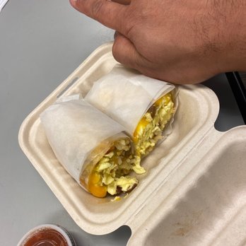 Trimana - Too put in perspective how tiny this $10 burrito was. And i have normal sized hands at best. Smh - Convenience Stores Near Me - Los Angeles, California Trimana - Too put in perspective how tiny this $10 burrito was. And i have normal sized hands at best. Smh - Convenience Stores Near Me - Los Angeles, California