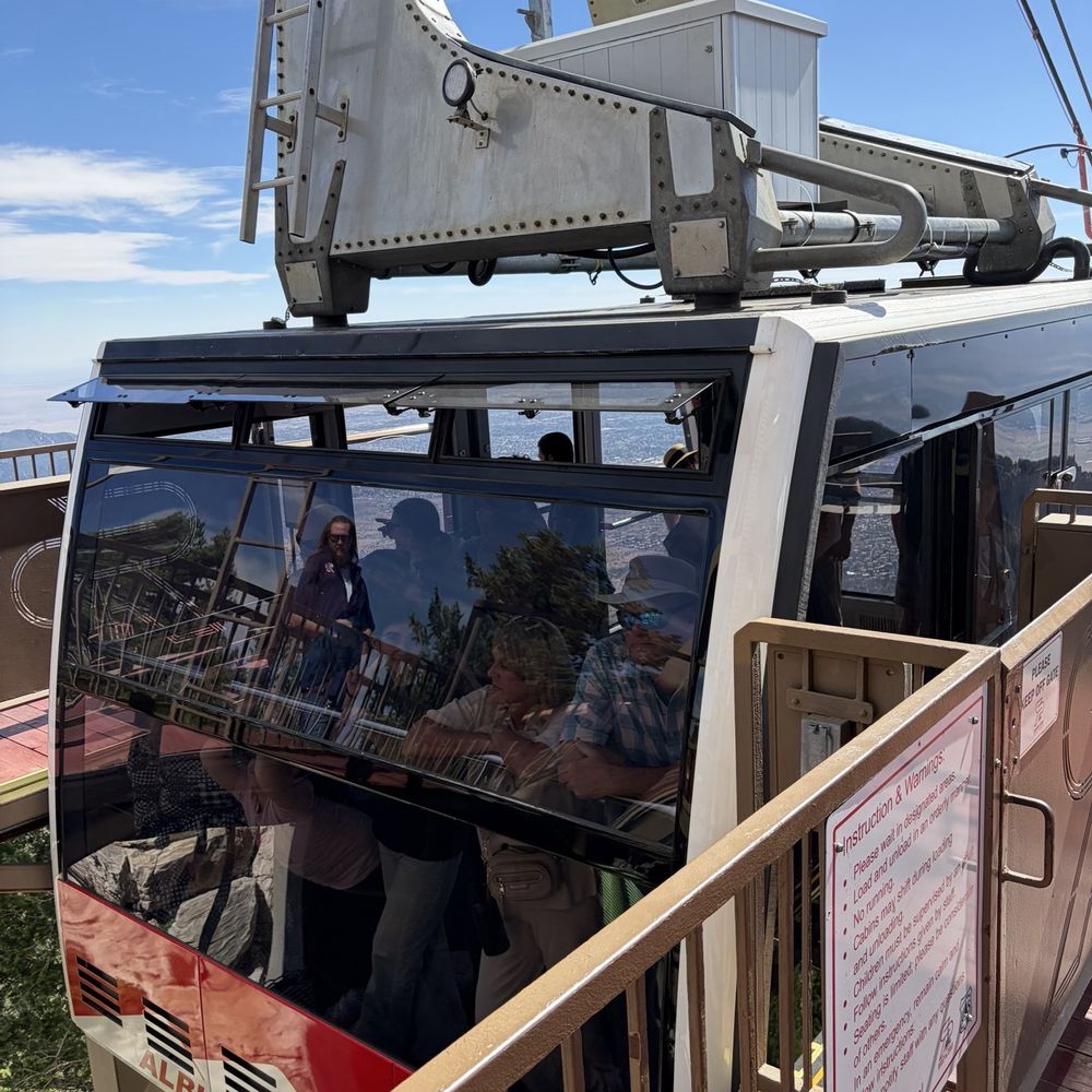 Sandia Peak Tramway - Ski Resorts Near Me - Albuquerque, New Mexico