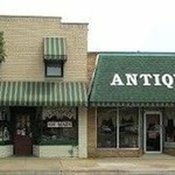 Antiques On Main - Storefront from Main Street. - Antiques Near Me - Belleville, Michigan Antiques On Main - Storefront from Main Street. - Antiques Near Me - Belleville, Michigan