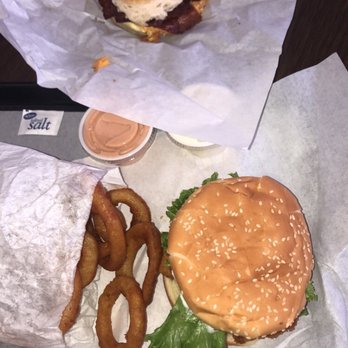 Crows Nest Drive-In - Bacon , Egg , and Cheese Sandwich  Hashbowns - Burgers Near Me - Montesano, Washington