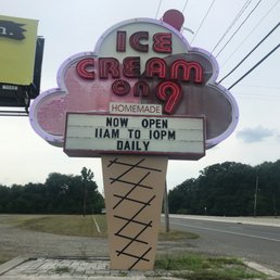 Gteat ice cream place!