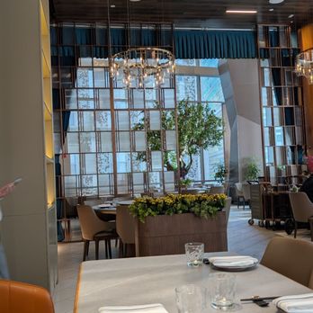 Yao - dining room - Cantonese Near Me - New York, New York Yao - dining room - Cantonese Near Me - New York, New York