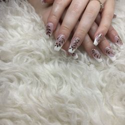 Nails for You
